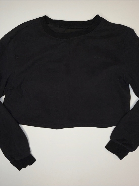Klassy Network Tops - Klassy Network Black Long-Sleeve Crop Top brallete